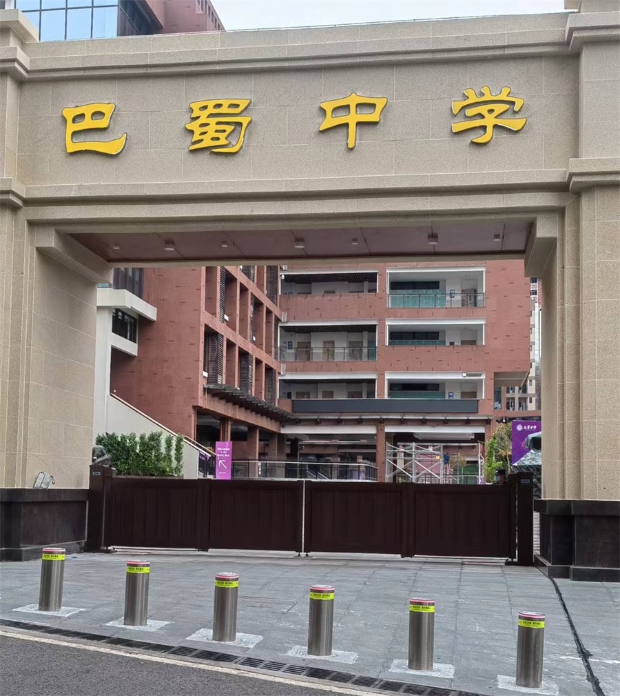 智能折疊懸臂門實(shí)例1